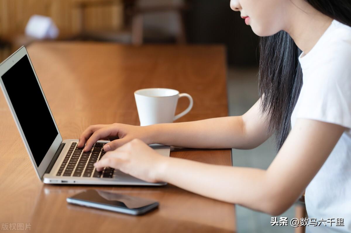 如何在win7系统中设置电脑自动开机（计算机自动开机设置方法）