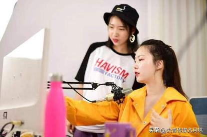 抖音直播有几种方法（网上开直播需要的条件）