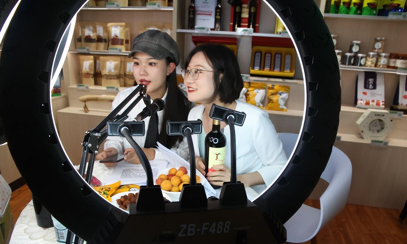 直播带货收费标准是多少（抖音直播带货怎么做）