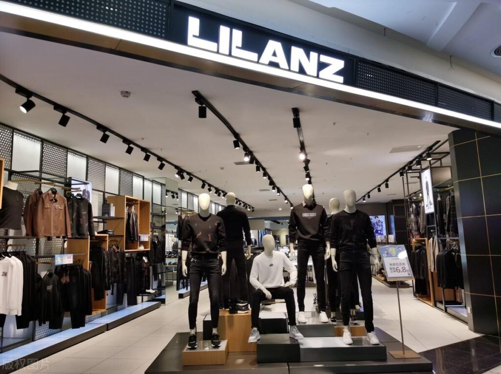 淘宝中年男士衣服店铺推荐（十大中年男装品牌）