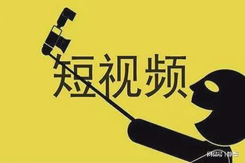 抖音个人简介怎么写吸引粉丝（抖音个人简介干净短句）