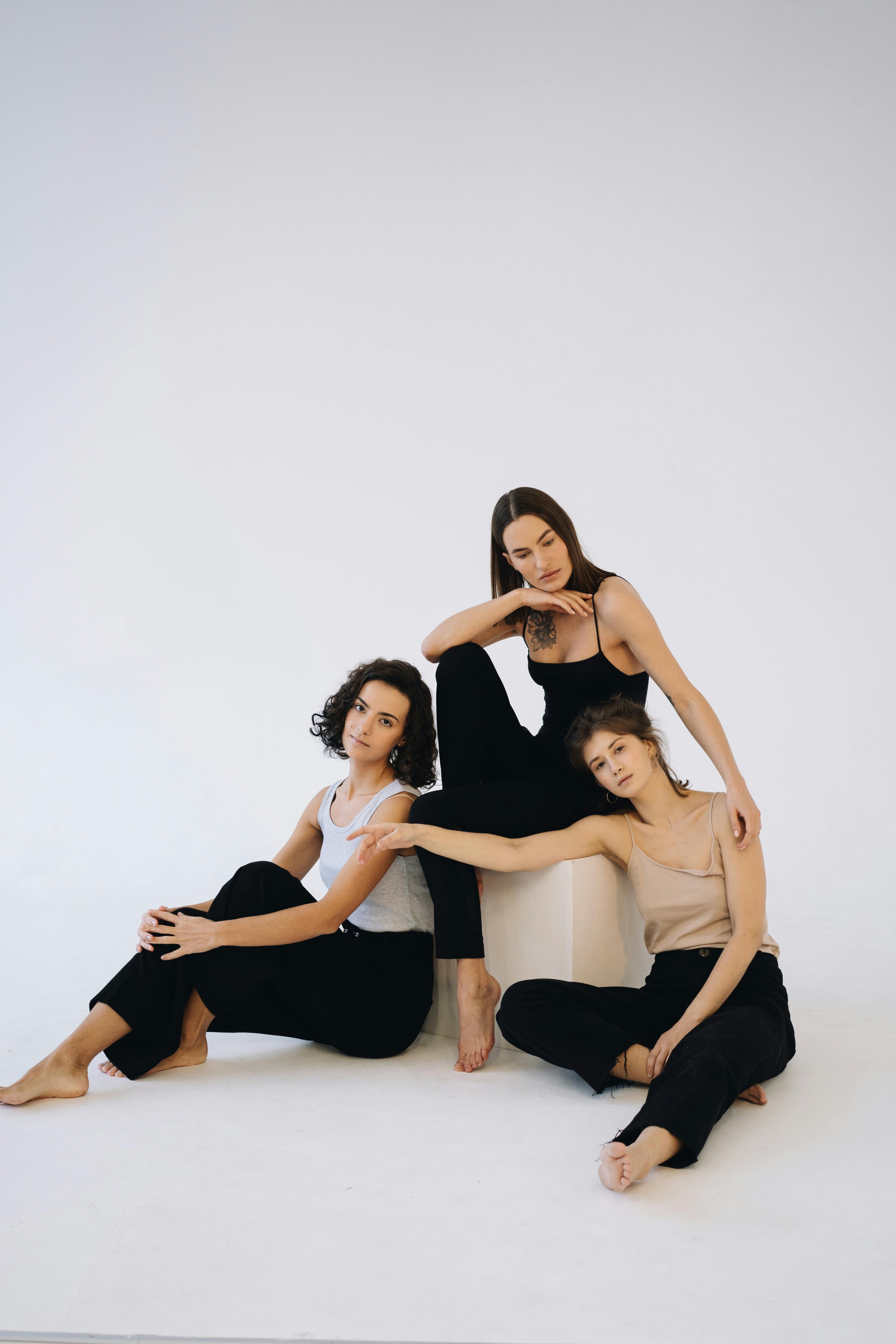 人物与情绪氛围图